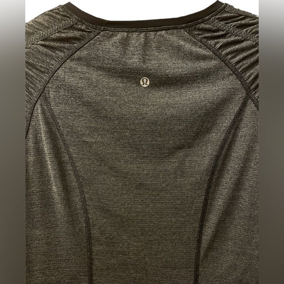 EUC Lululemon long Sleeve Running Top- Size 10 - Picture 4 of 8